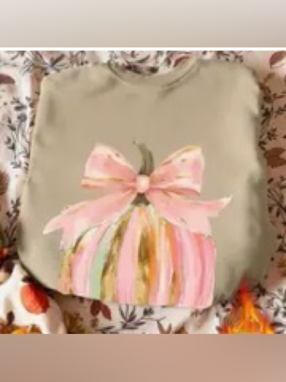 Kids Beige Sweatshirt with Pink Pumpkin Bow Graphic